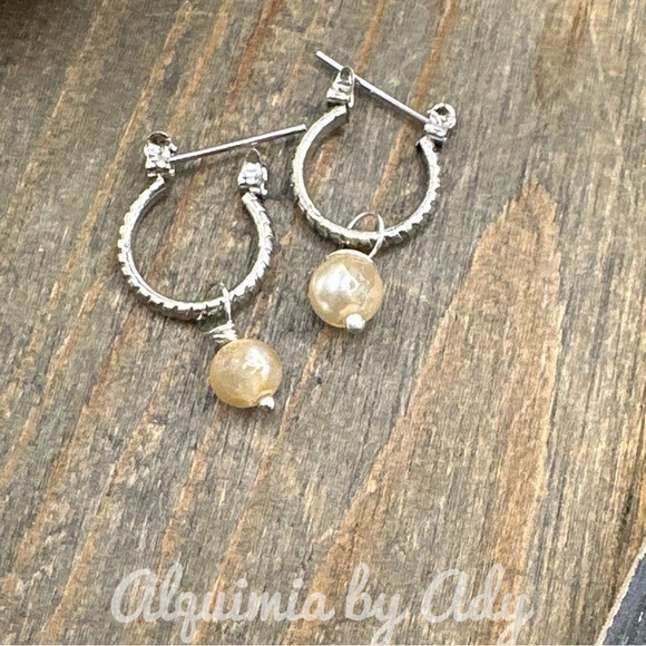 Freshwater pearl dangle drops silver earrings/For neutral outfits - Picture 1 of 3